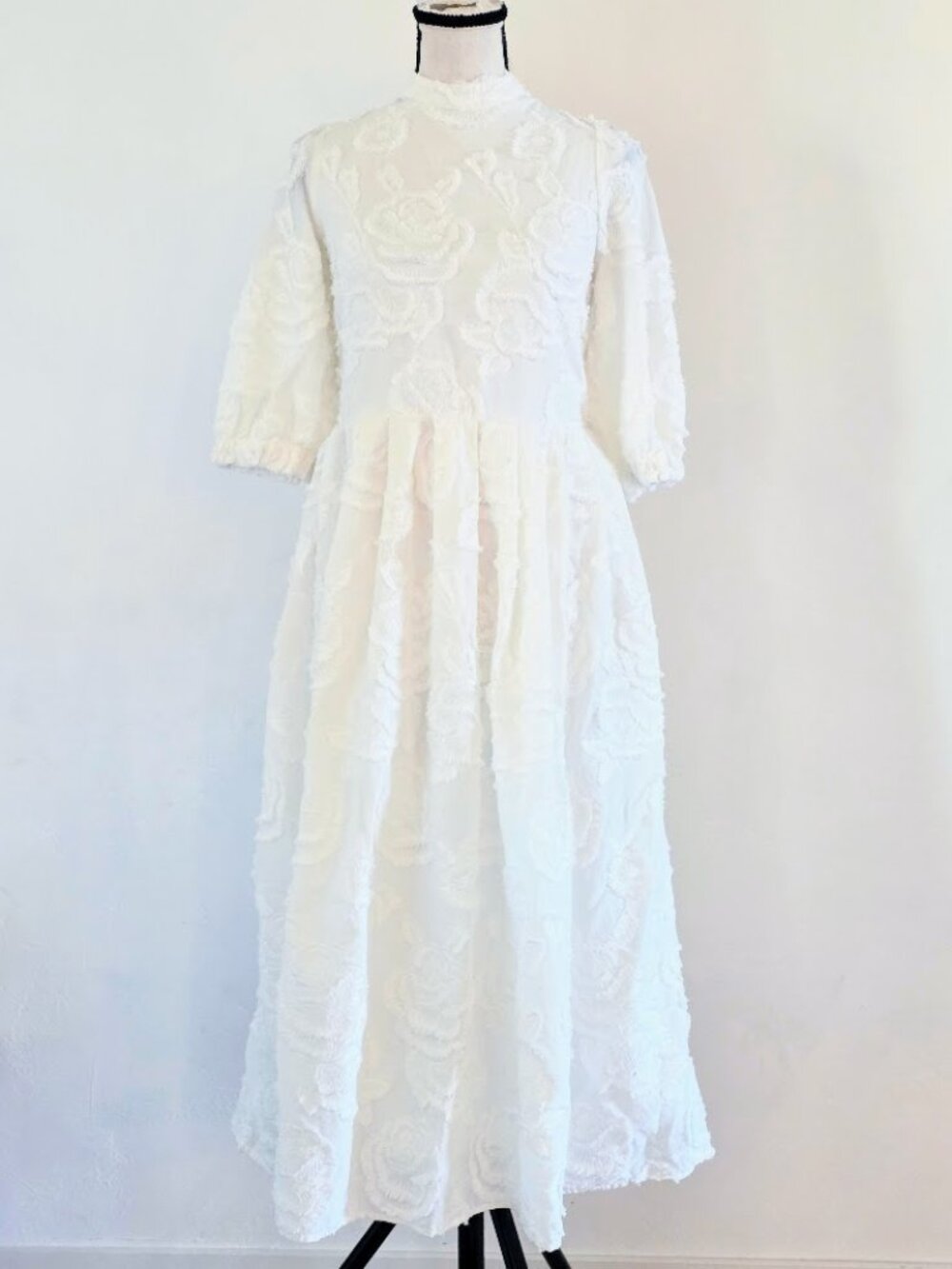 ASOS 3D Floral Midi Dress Puff Sleeve Lace Up Back White Size 2
